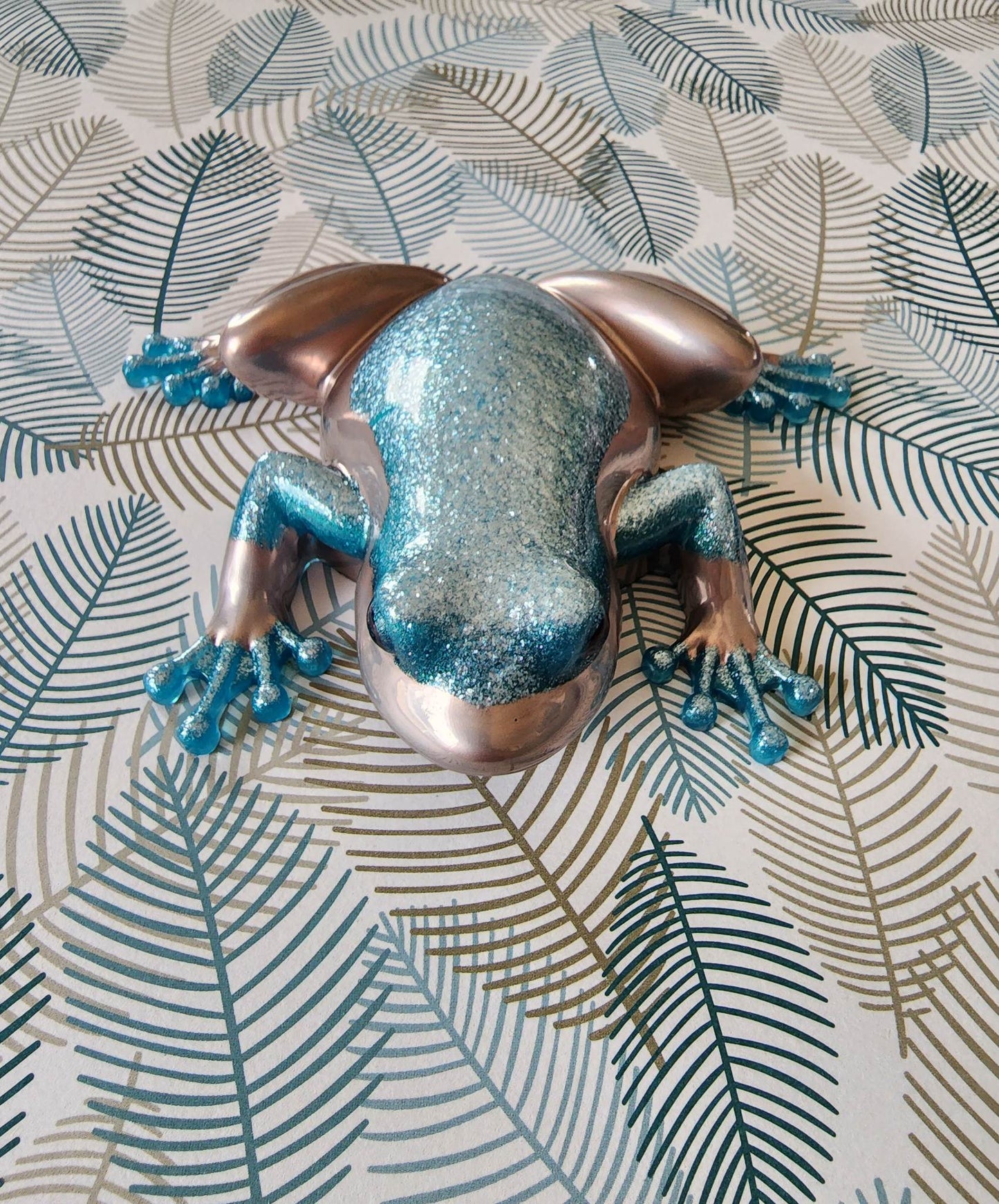 ELEGANT FROG 10CM