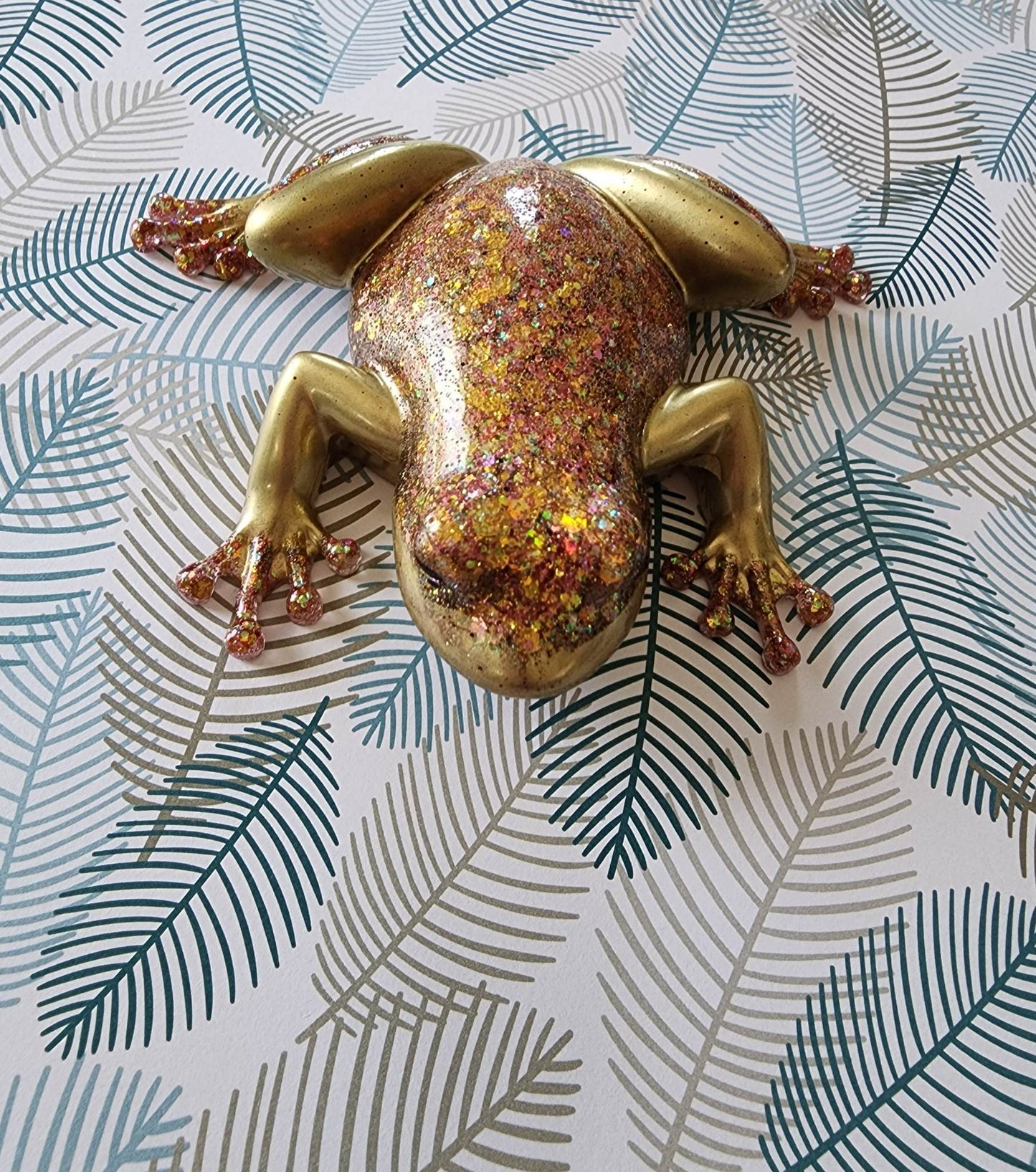 ELEGANT FROG 10CM